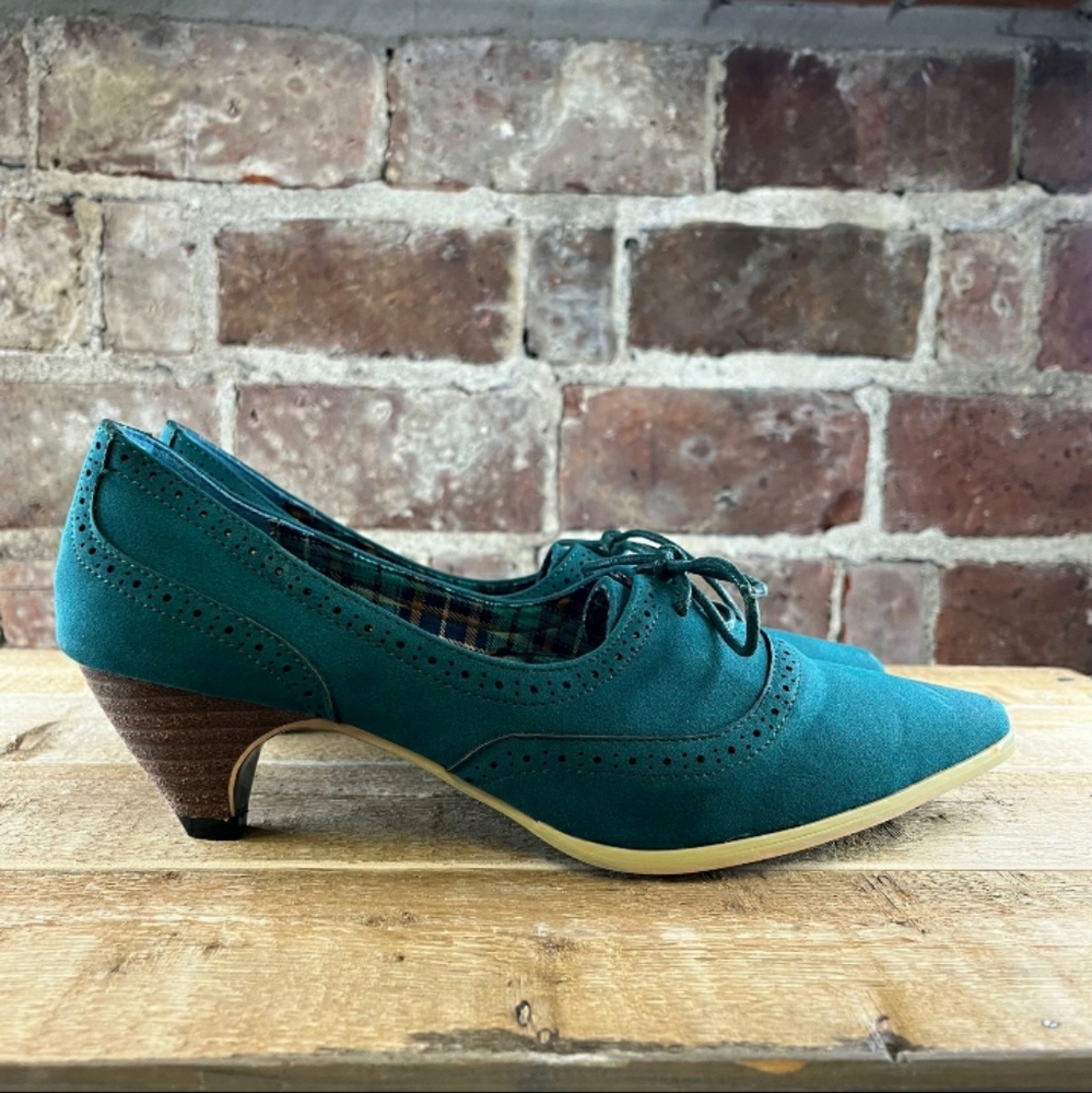 Dancing Days by Banned Oxford Size 40